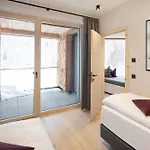 Apartahotel Sonne 4*